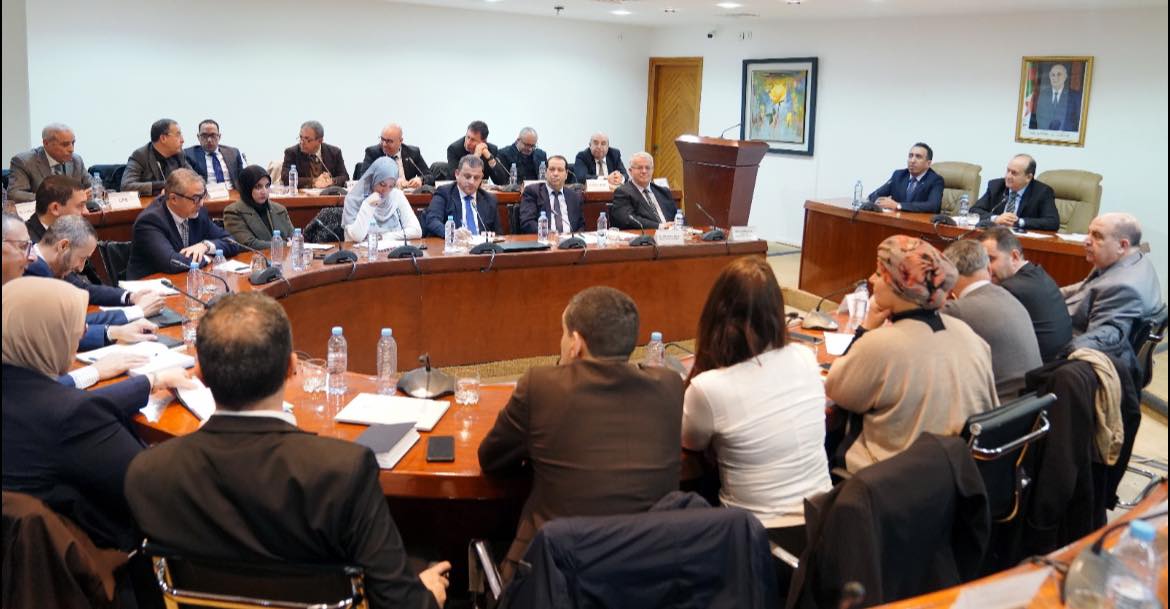 REUNION DU MINISTRE DE L’INUSTRIE ET D ELA PRODUCTION PHARMACEUTIQUE