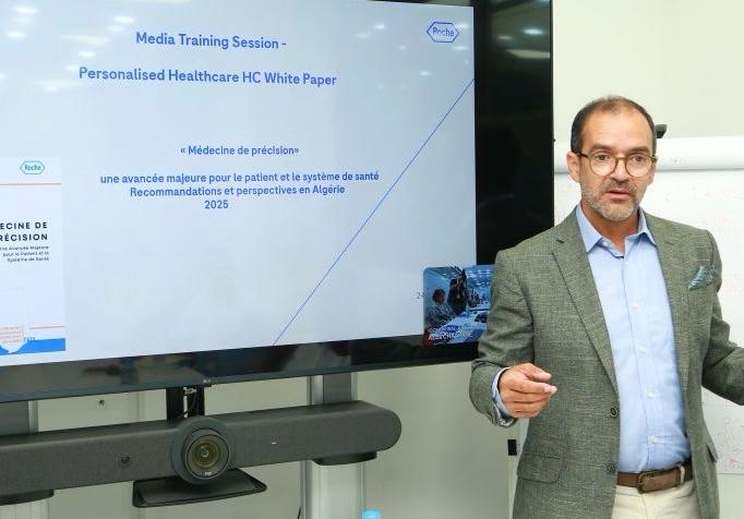 Dr Khallil Kadaoui , Directeur général de Roche Algérie