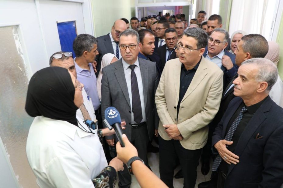 Le ministre de la Santé, le professeur Mohamed Seddik Aït Messaouedene, s'est rendu ce mercredi 17 septembre 2025 à la wilaya d'Oum El Bouaghi pour constater personnellement l'état de santé des personnes qui ont été victimes de morsures par un chien enragé, qui a malheureusement entraîné deux décès.