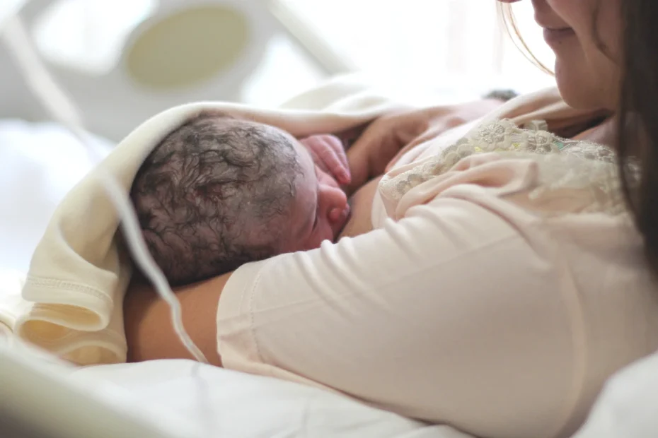 Allaitement maternel : l'INSP publie un guide pratique pour accompagner les jeunes mamans