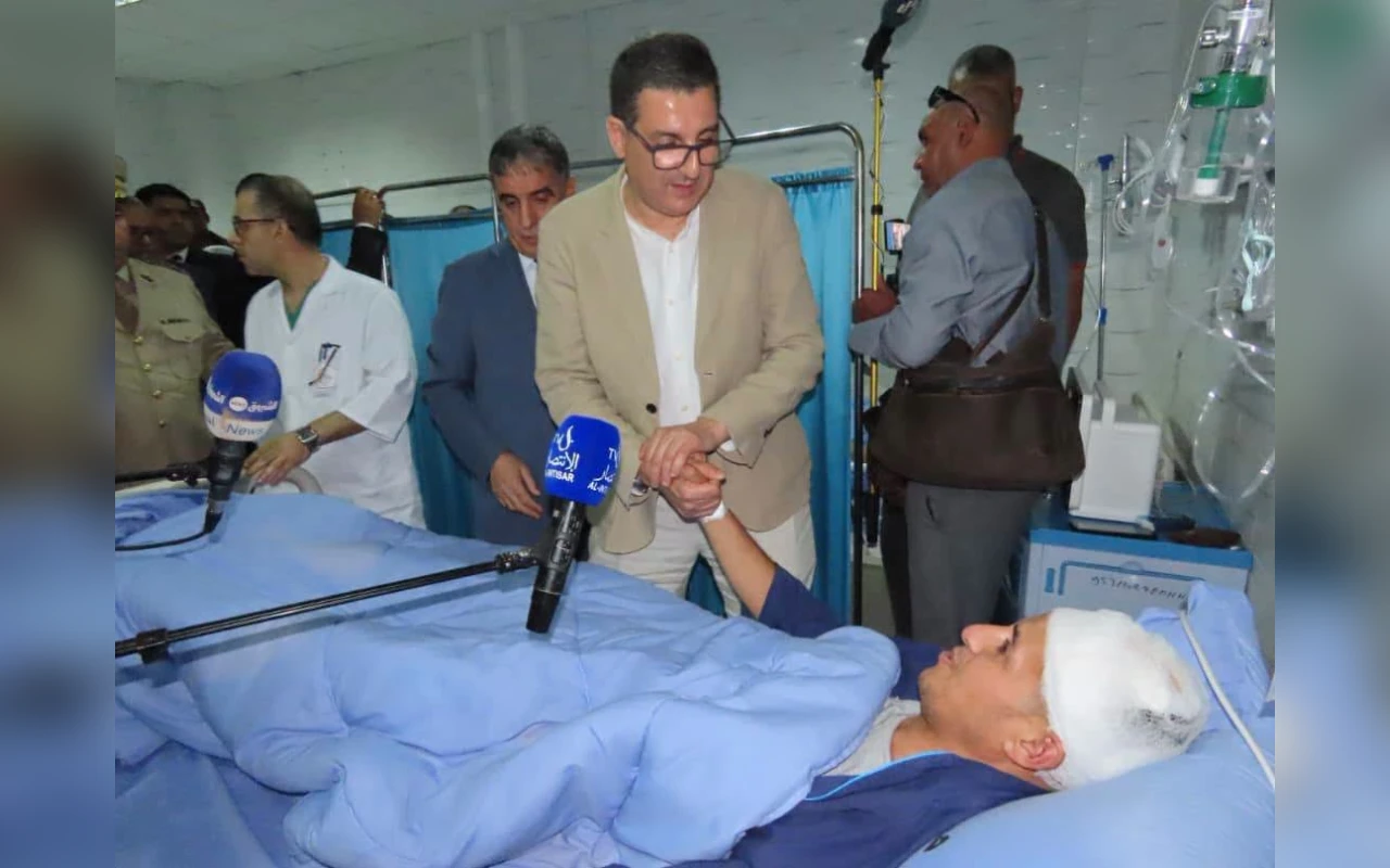 Accident de Timimoun : le ministre de la Santé au chevet des blessés hospitalisés à Adrar