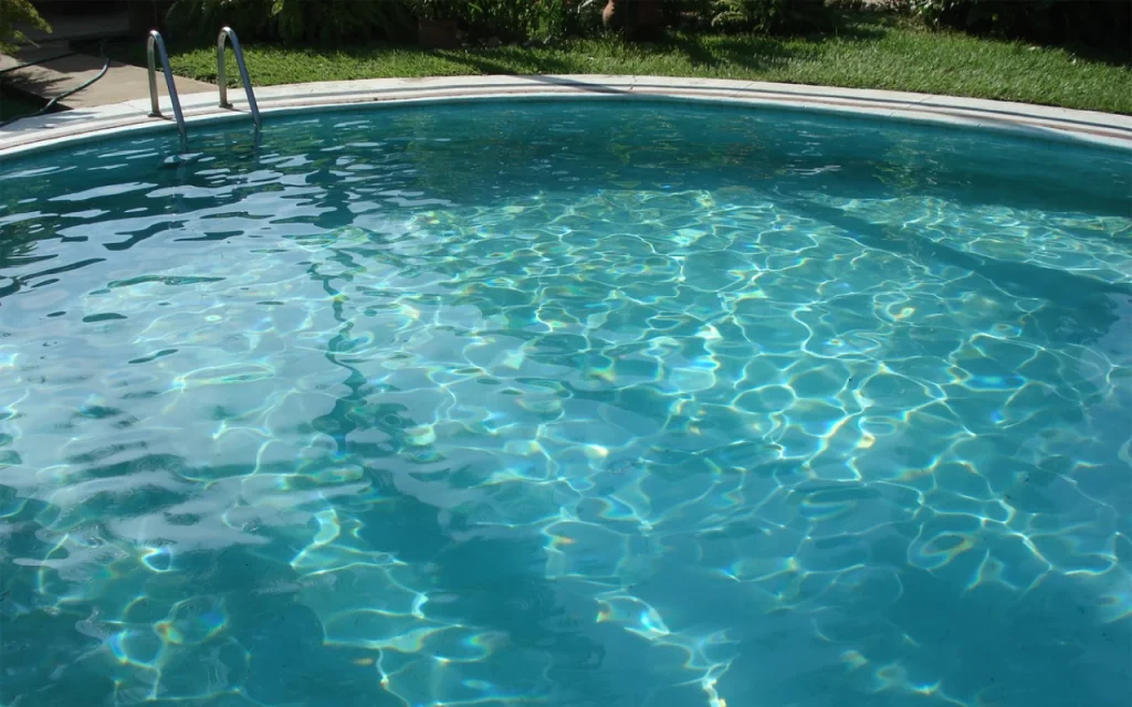 Qualité des eaux de baignade : L’INSP appelle à une vigilance accrue dans les piscines